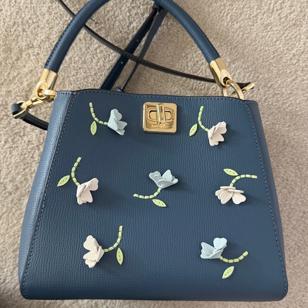 Kate Spade floral appliqué crossbody satchel - Picture 9 of 9
